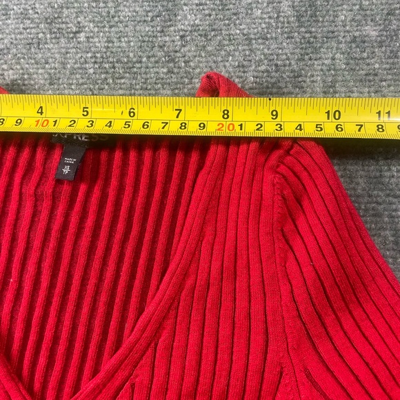 Express Red Ribbed V-Neck Sweater - Picture 4 of 7